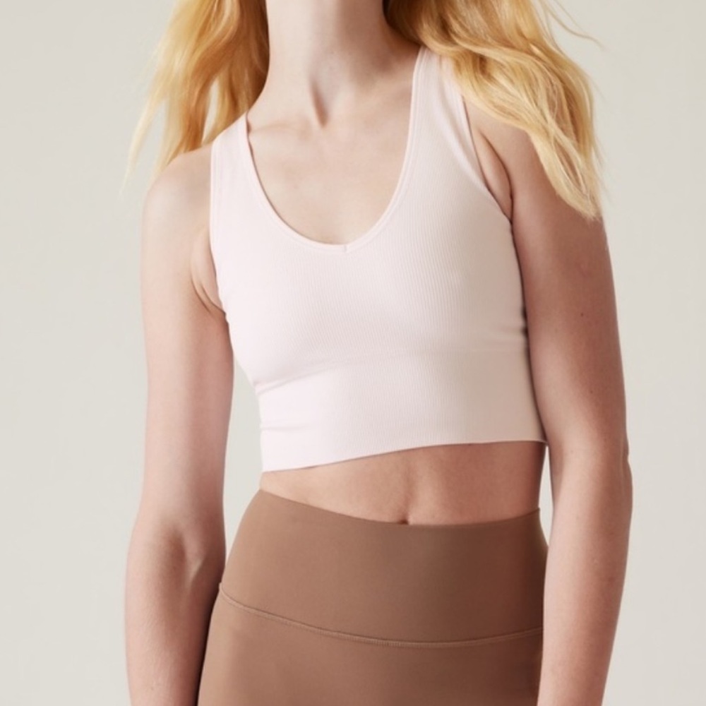 Athleta | Aurora Seamless Crop Rib Tank
Size Medium